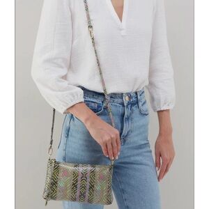 Lot of 2 HOBO darcy clutch crossbody charm Geo Diamond Snakeskin Iridescent EUC